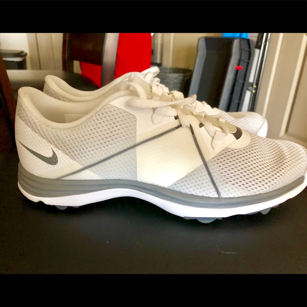 Women’s Nike Golf Shoes (never worn)